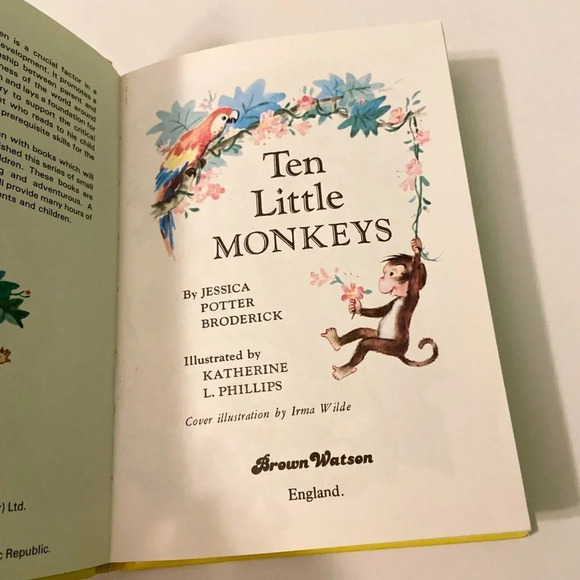 Vintage 1980 Start Right Elf  Books Ten Little Monkeys and Little Boy Blues Horn - Picture 6 of 16